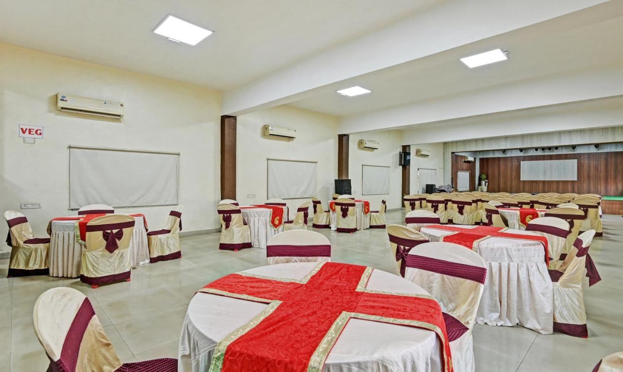 Treebo Trend Paradise Convention Rasulgarh Μπουμπάνεσβαρ Εξωτερικό φωτογραφία